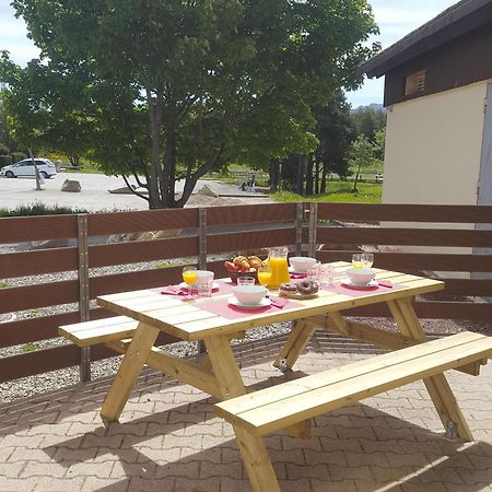 Apart T2 Pied Pistes Pyrenees 2000 Recemment Renove Wifi Bolquere Exterior photo
